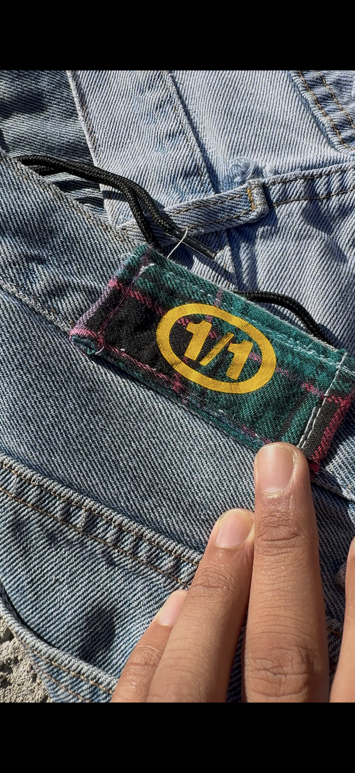 SPLIT PERECEPTION JEANS